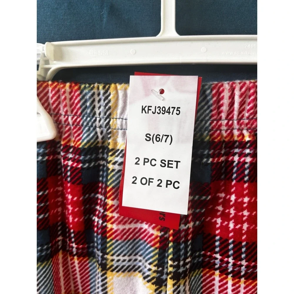 Christmas Pajamas Boys Size 6/7 Holiday Jammies For Your Families Plaid New! DDD